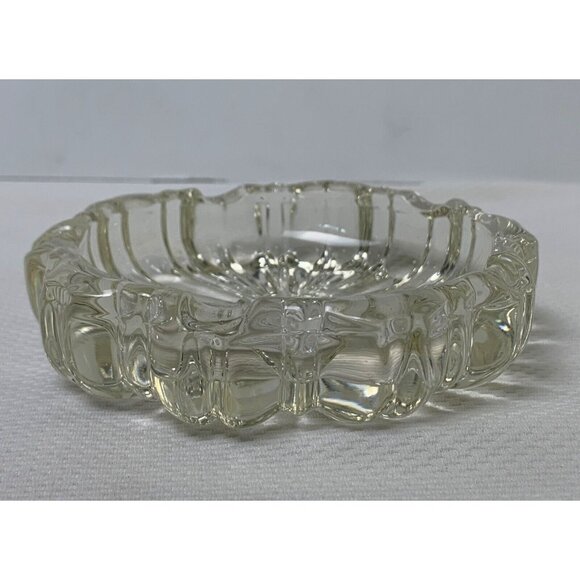 Vintage Clear Glass Ashtray Fluted Design 4.25" Round 5 Notch Mid Century Modern - Picture 9 of 14